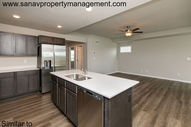 Foto del edificio - Unbeatable Deal! Gorgeous 3-Bed, 2.5-Bath Ranch Home in Bondurant – Just $1800/Month!