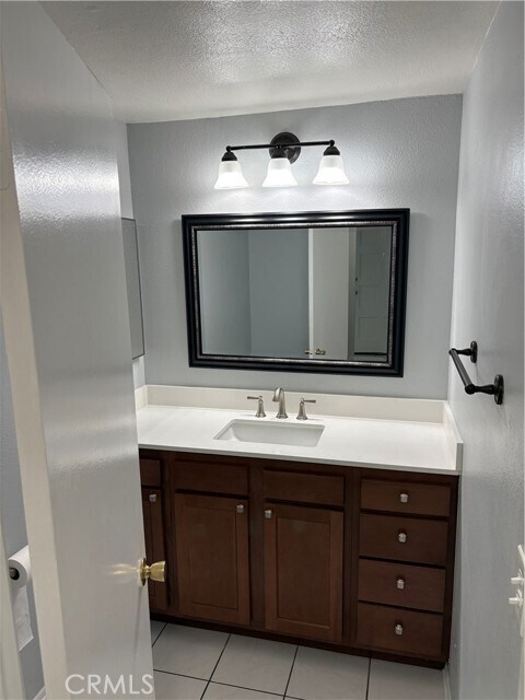 Foto del edificio - 633 Whitney Way