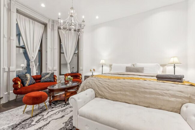Foto del edificio - 60 E 56th St