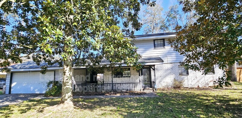 Foto principal - 227 Rosewood St