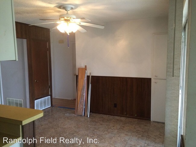 Building Photo - 3 br, 2 bath House - 204 MARILYN DRIVE