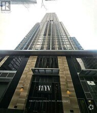 Building Photo - 11-3111 Yorkville Ave