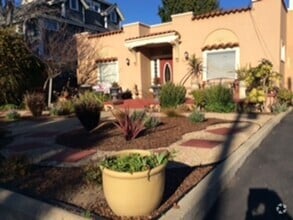 Building Photo - 420 Ocean View Ave