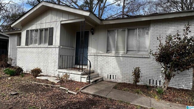 Building Photo - 1432 Brighton Rd