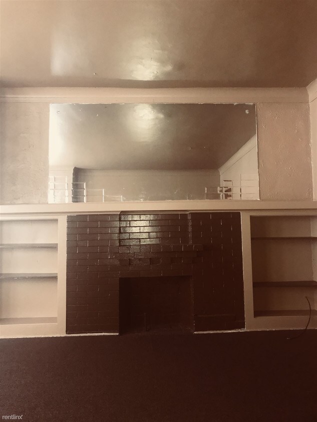 Building Photo - 2 br, 1 bath Apartment - 7009 S Union Ave