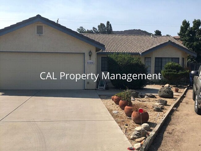 Foto del edificio - Rare 4 bedroom 2 bath rental in Pine Meadow Estates King City!