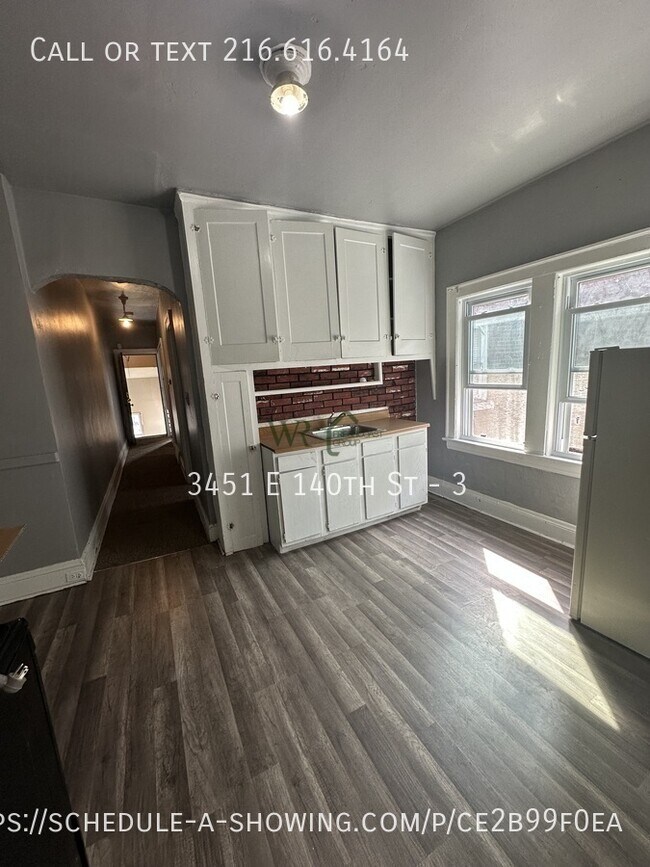 Foto del edificio - 3451 E 140th St