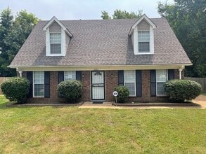 Building Photo - 6681 Red Birch Dr