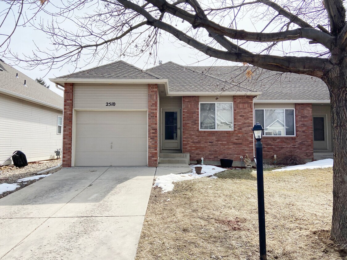 2510 Begonia Ct, Loveland, CO 80537 Townhome Rentals in Loveland CO