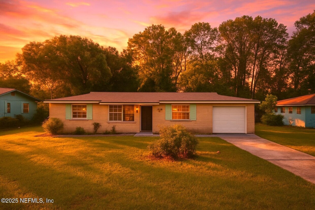 Foto principal - 4504 Lincrest Dr S