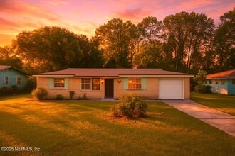 Building Photo - 4504 Lincrest Dr S