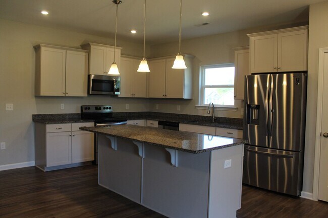 Foto del edificio - 321 Settlers Pointe Dr