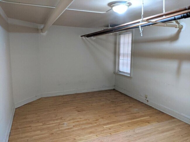 Foto del edificio - 1 bedroom in Chicago IL 60201