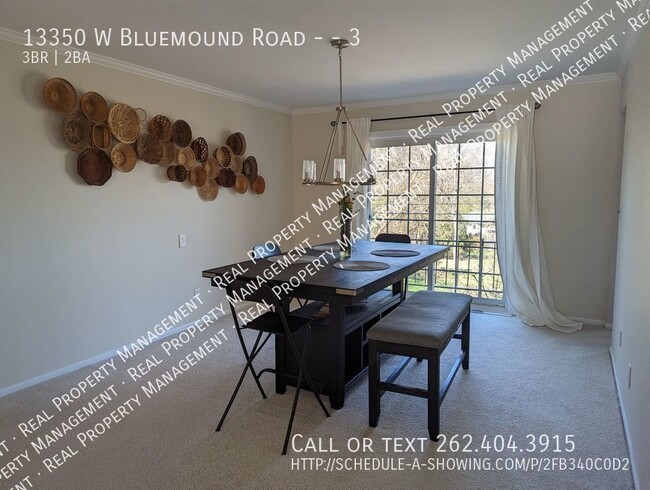 Building Photo - Three Bedroom 2 Full Bath Condo