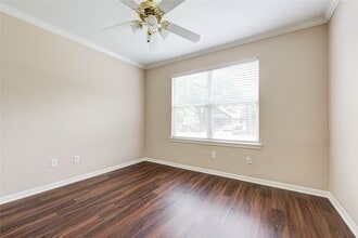 Building Photo - 1206 Grunwald Heights Blvd