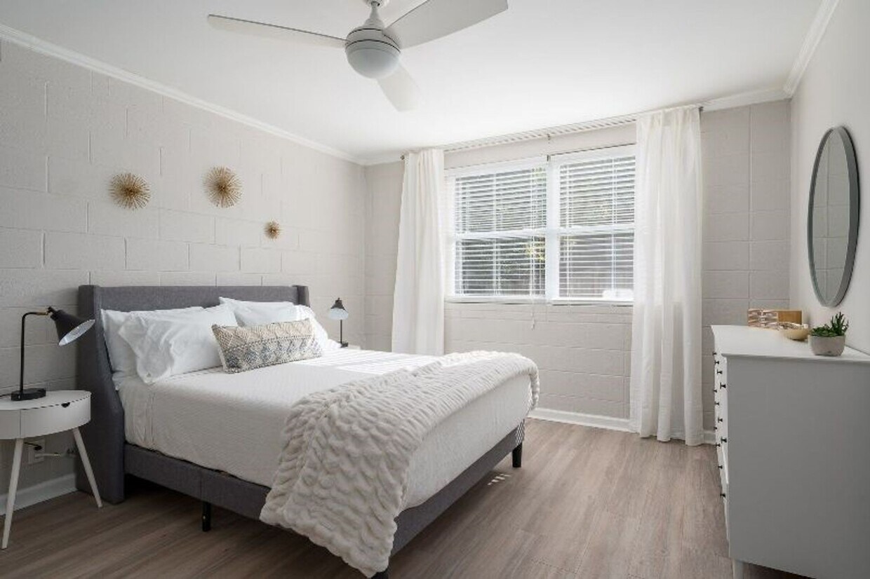 Foto principal - Furnished One Bedroom Unit Near Moses Cone...