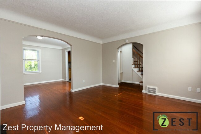 Building Photo - 3 br, 1.5 bath House - 19133 Ohio Street