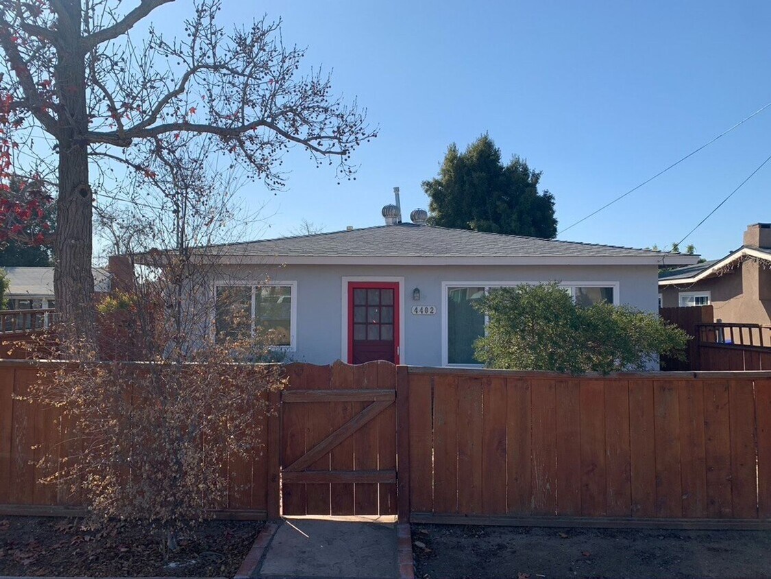 44024 Parks Ave Unit 4402 Front House, La Mesa, CA 91941 Room for