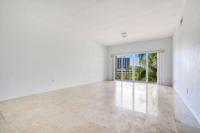 Building Photo - 1650 Presidential Way