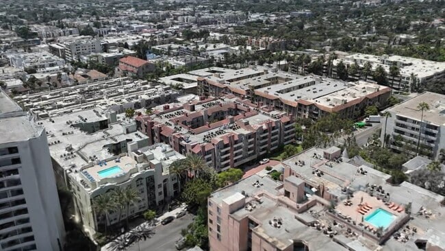  - Savoy West Apartments
