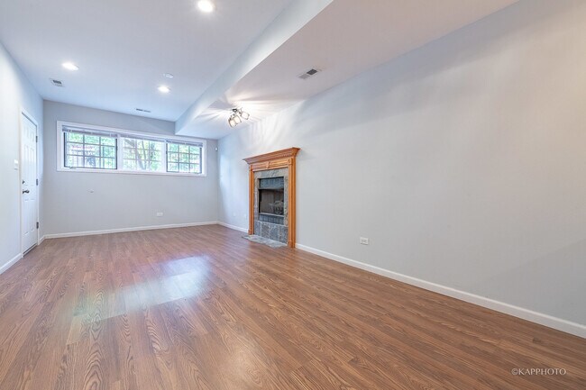 Building Photo - 333 S Leavitt St
