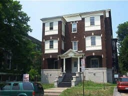 Building Photo - 820 E Main St