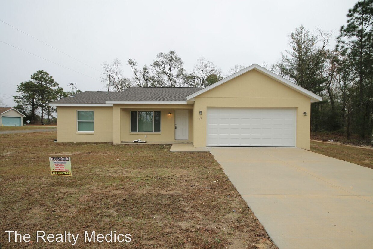 3 br, 2 bath House 17 Guava Place House Rental in Ocklawaha, FL