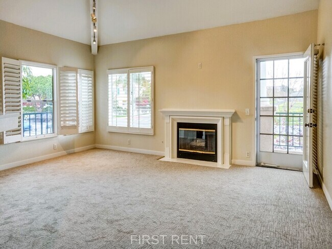 Building Photo - 7204 Shoreline Dr