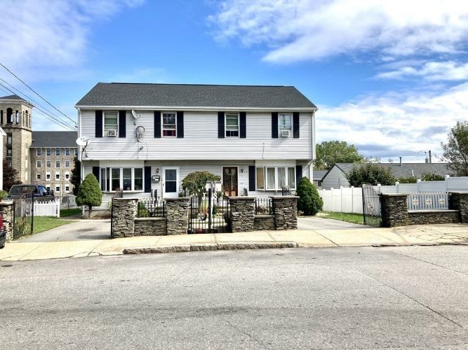 Foto principal - 870 Rodman St