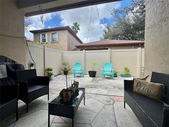 ?? 16137 Emerald Cove Rd, Weston — A Cozy One-Story Gem in Emerald Courts ?? - 16137 Emerald Cove Rd