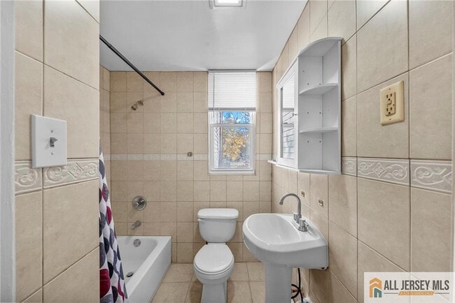 Foto del edificio - 2102 Woodbridge Ave