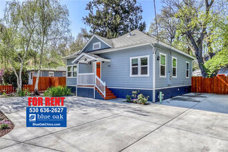Building Photo - 631 Oak Lawn Ave