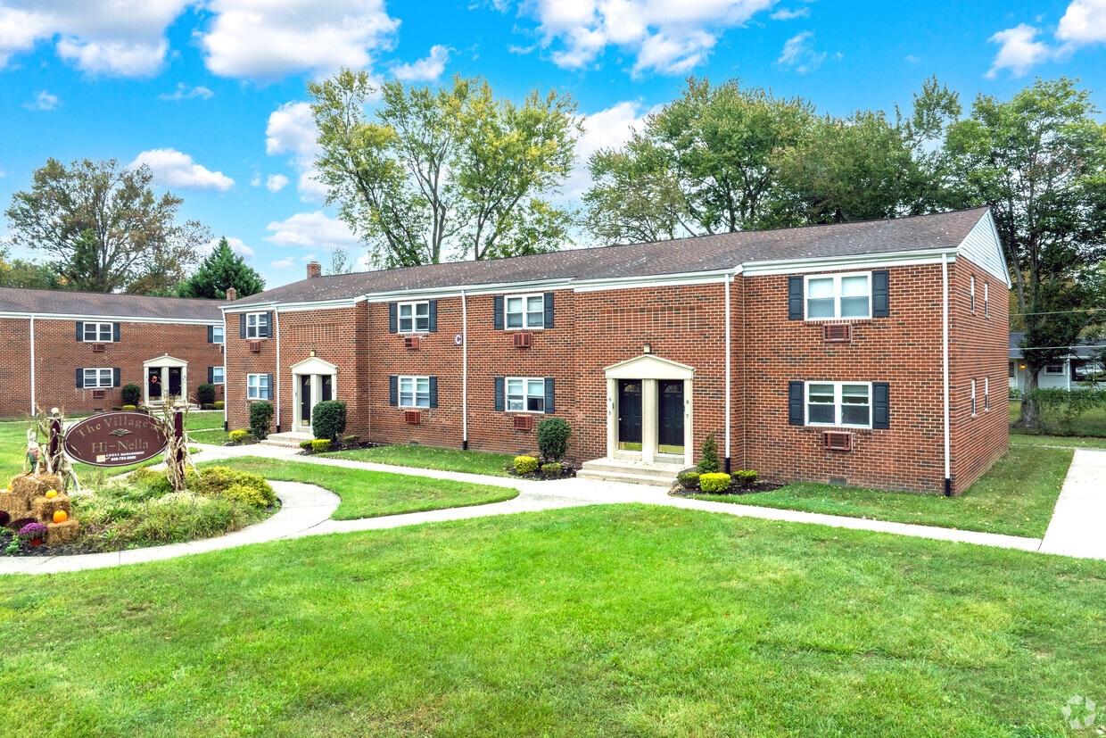 Primary Photo - The Village at Hi-Nella