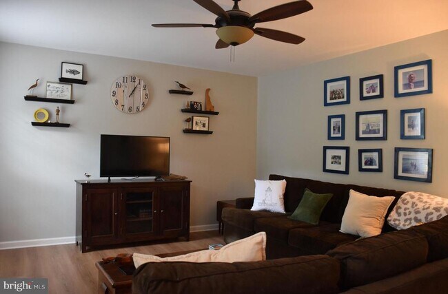 Building Photo - 17755 Whaling Ct