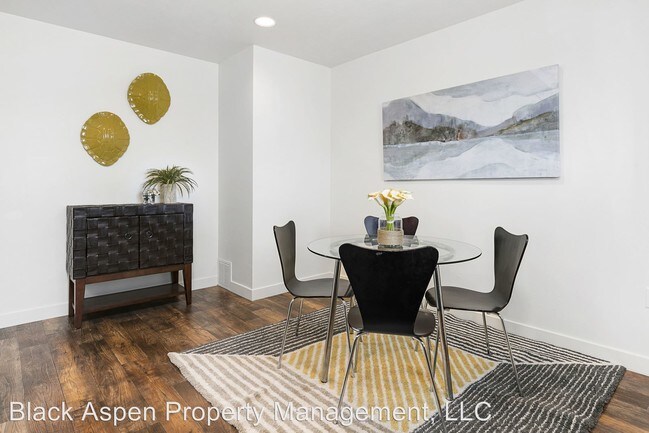 Building Photo - 4136-38 W Miner View Ln