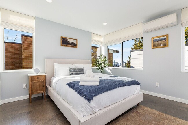 Foto del edificio - 762 Belmont Pl E