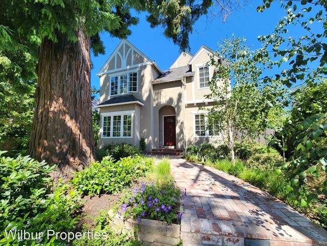 Building Photo - 5 br, 3.5 bath House - 215 Santa Rita Avenue
