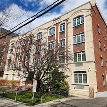 Building Photo - 85-15 120th St