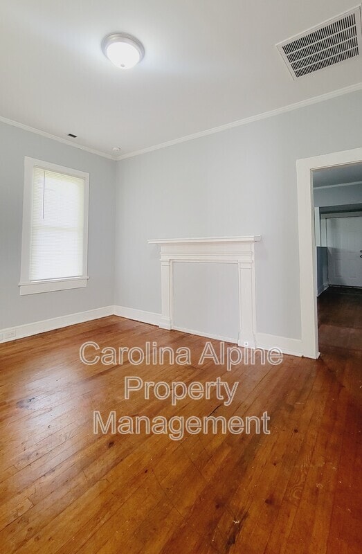 Building Photo - 1126 4th St