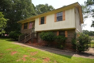 Building Photo - 922 Henry Ct SW