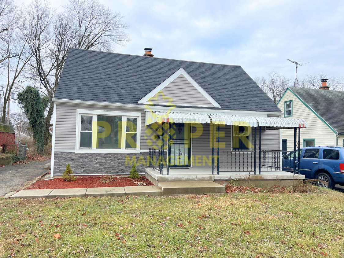 Primary Photo - 2 bedrooms 1 bathroom house