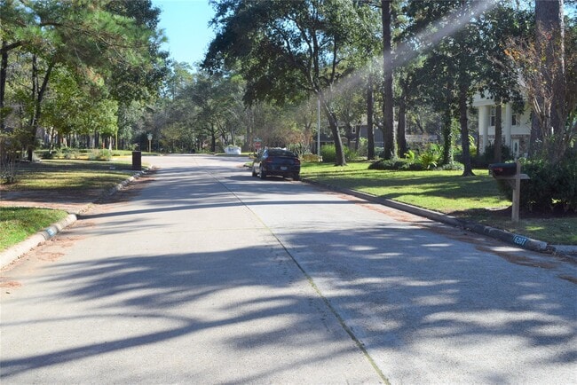 Building Photo - 6207 Northway Dr