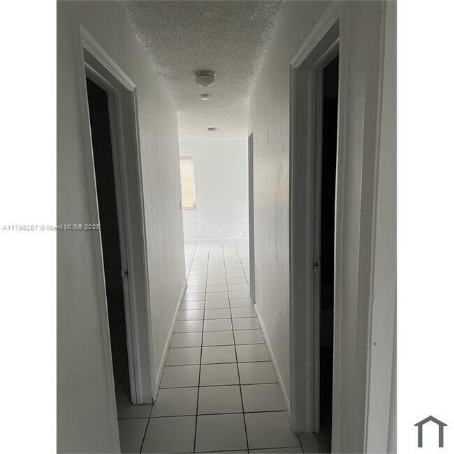 Foto del edificio - 6237 Polk St