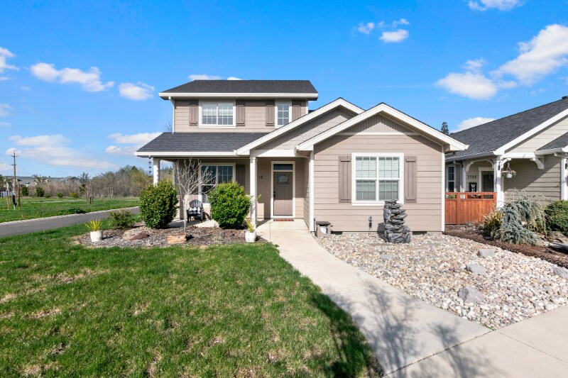 Primary Photo - 1216 Boulder Ridge St