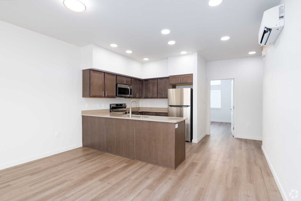 Primary Photo - River Landing Townhome Collection