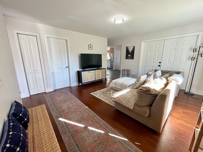 Photo - West Seattle House