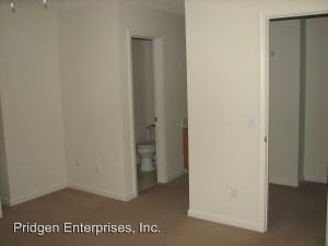 Building Photo - 101-103 Mario Cir