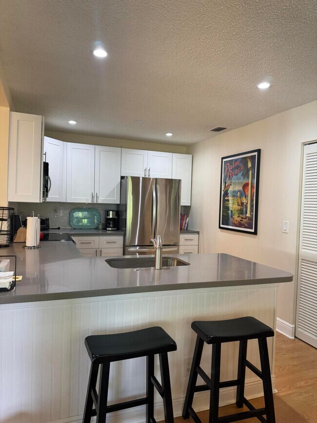 Foto del edificio - 108 Ocean Dunes Cir