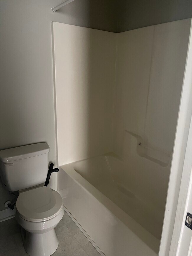 Building Photo - 709 Integrity Oaks Dr