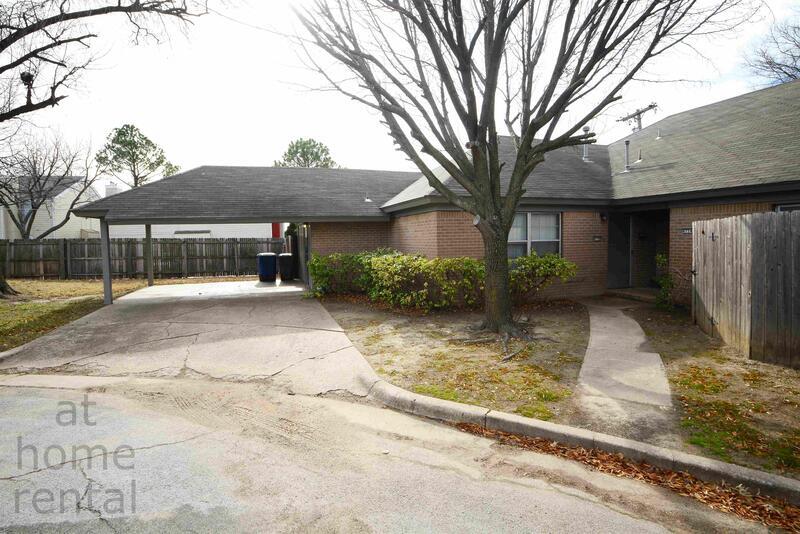 Primary Photo - 4716 S Fulton Pl